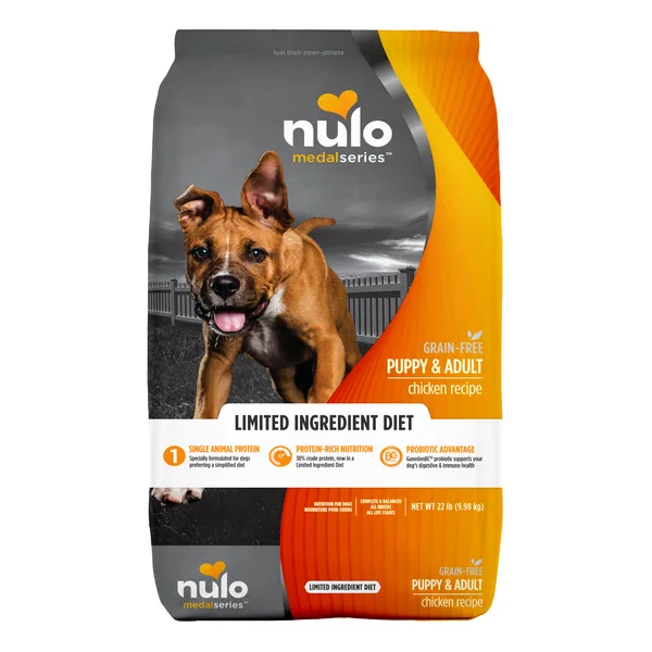MedalSeries Limited Ingredient Diet Chicken Recipe for Dogs package